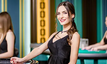 Đá gà cựa dao nghệ thuật
